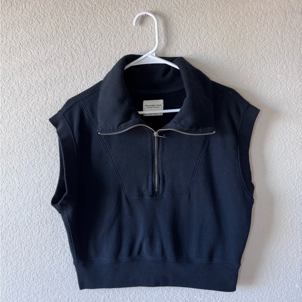 Abercrombie half zip short sleeve zip up polo sweater